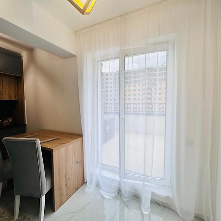 Luxury Apartment Sinuhe Braşov Exteriör bild