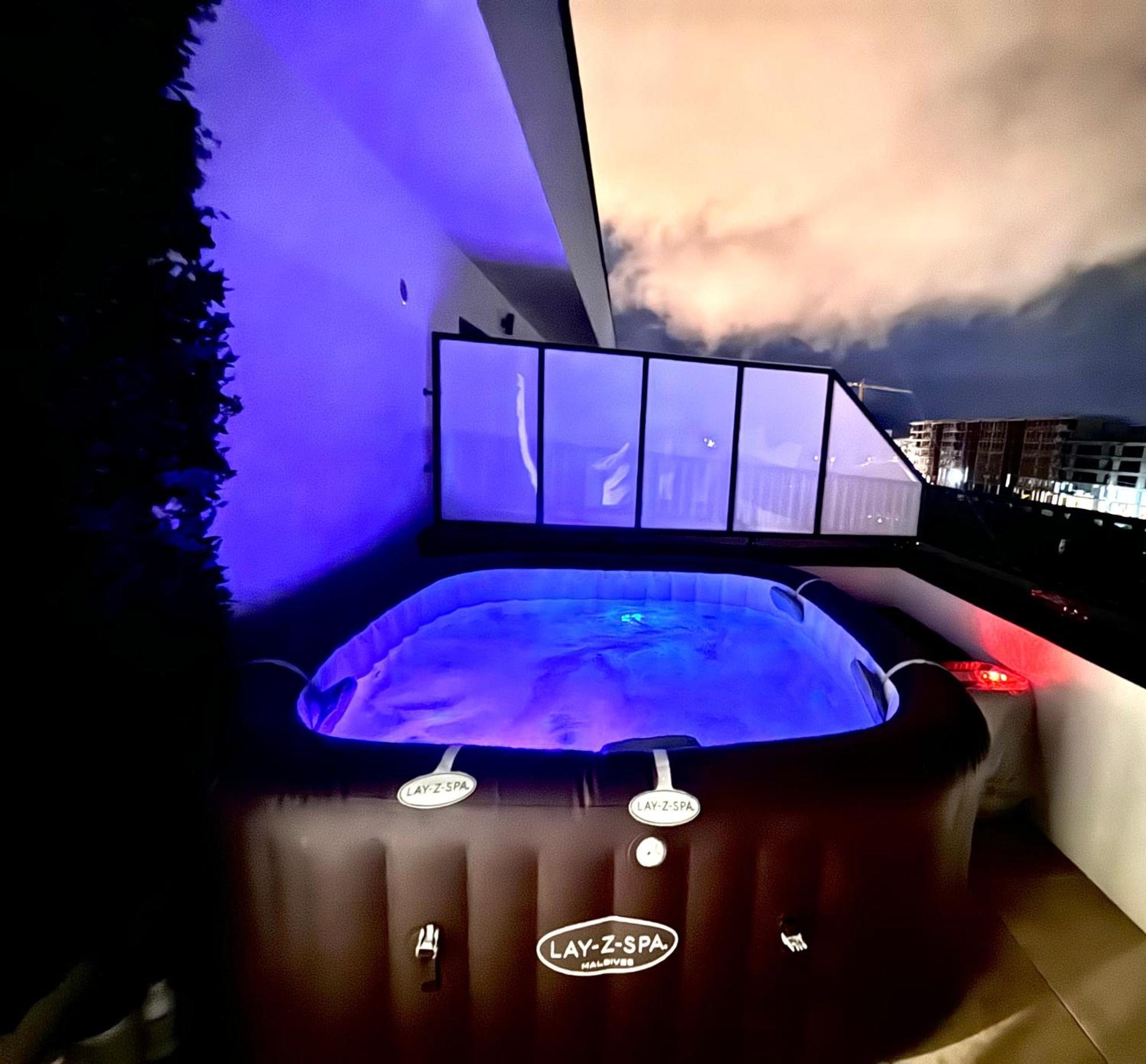 Luxury Apartment Sinuhe Braşov Exteriör bild